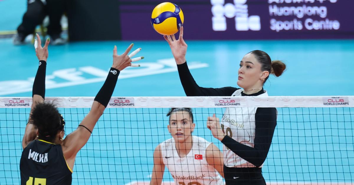 Why Do Volleyball Players Tape Their Fingers? Details