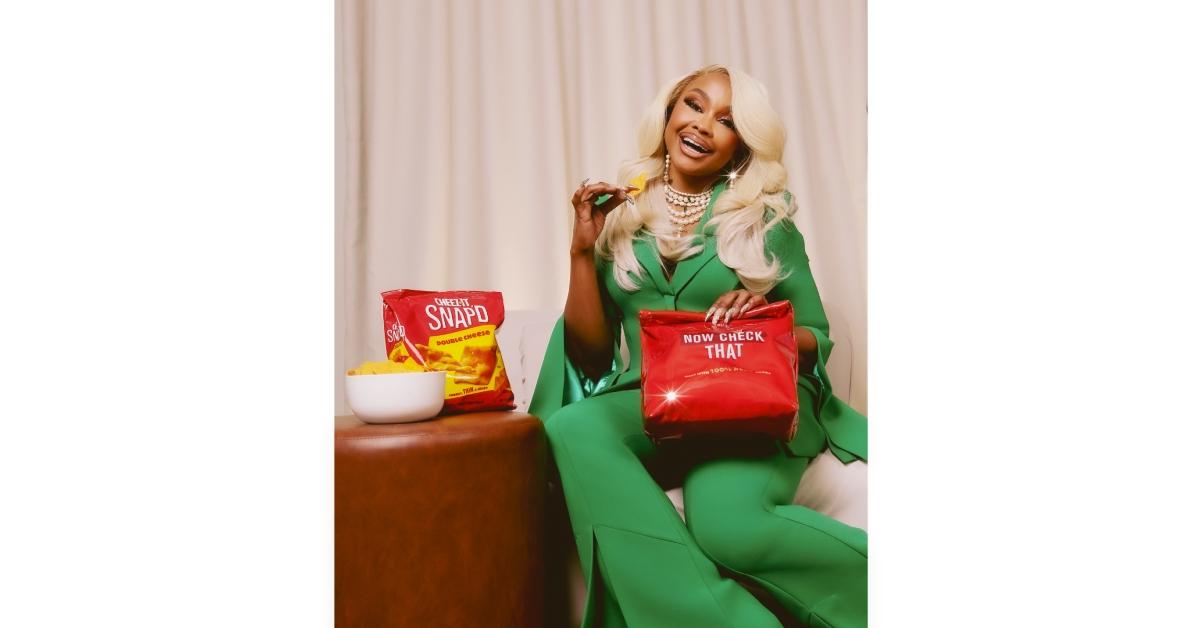 Phaedra Parks showing off her Cheez-It's Snap'd Bag