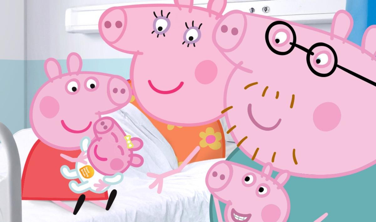 Peppa Pig with her family and little sister