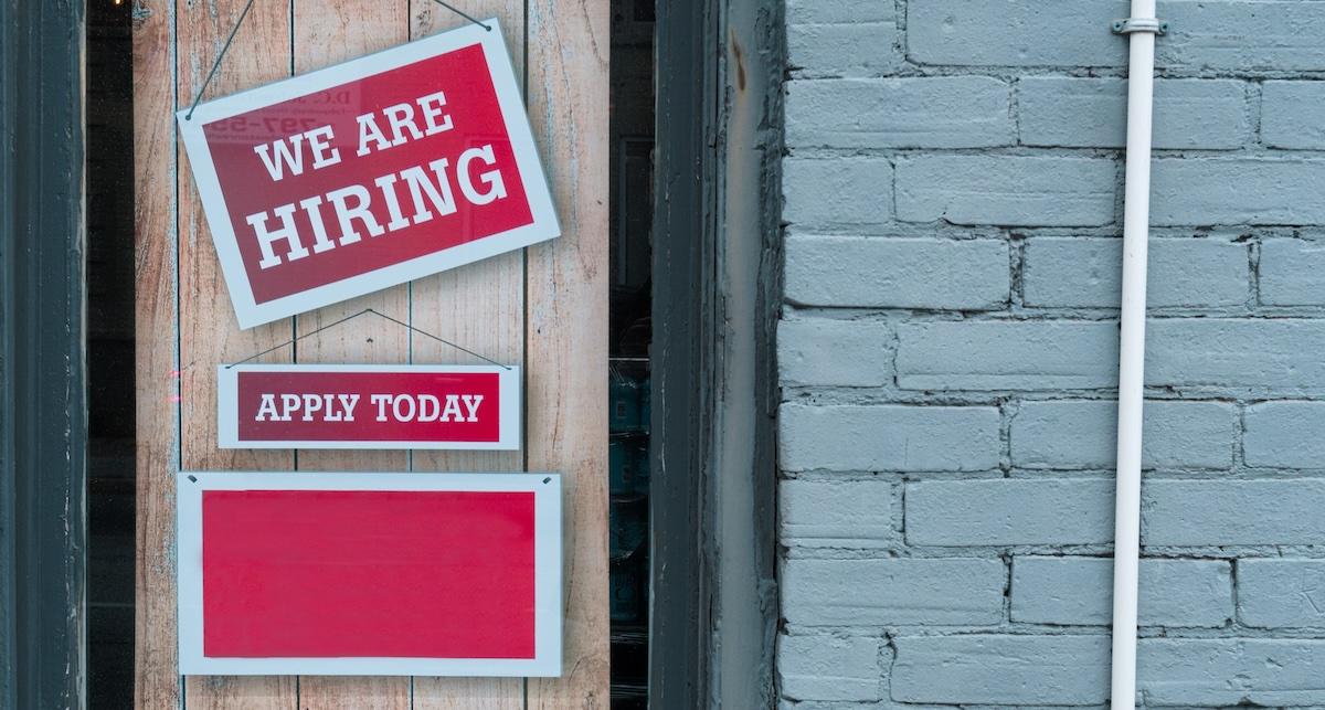 Woman’s Dad Learns Just How Bad the Job Market Is