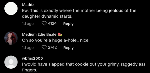 Mom Takes Cookie Dad Promised Daughter, Internet Erupts