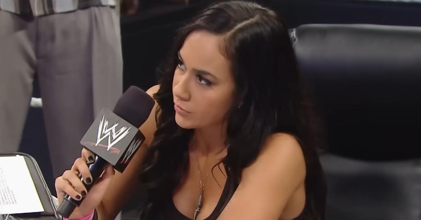 aj-lee-wwe-contract
