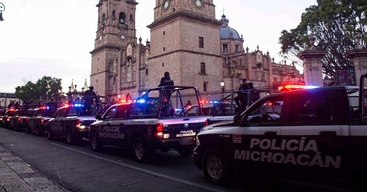 Michoacán police cars lined up.