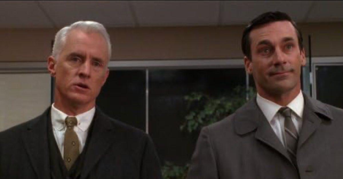 Jon Hamm and John Slattery in Mad Men (2007).