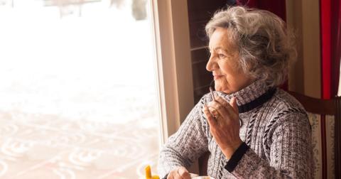 2-grandma-smoking-1572896552495.jpg