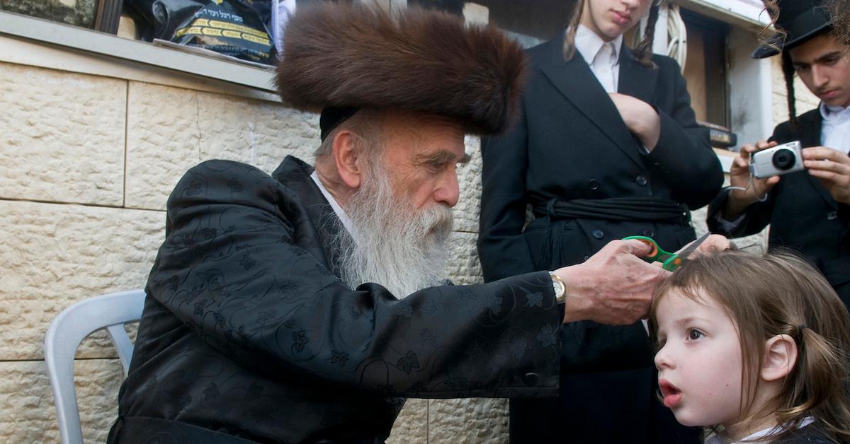 hasidic men hair shtreimel