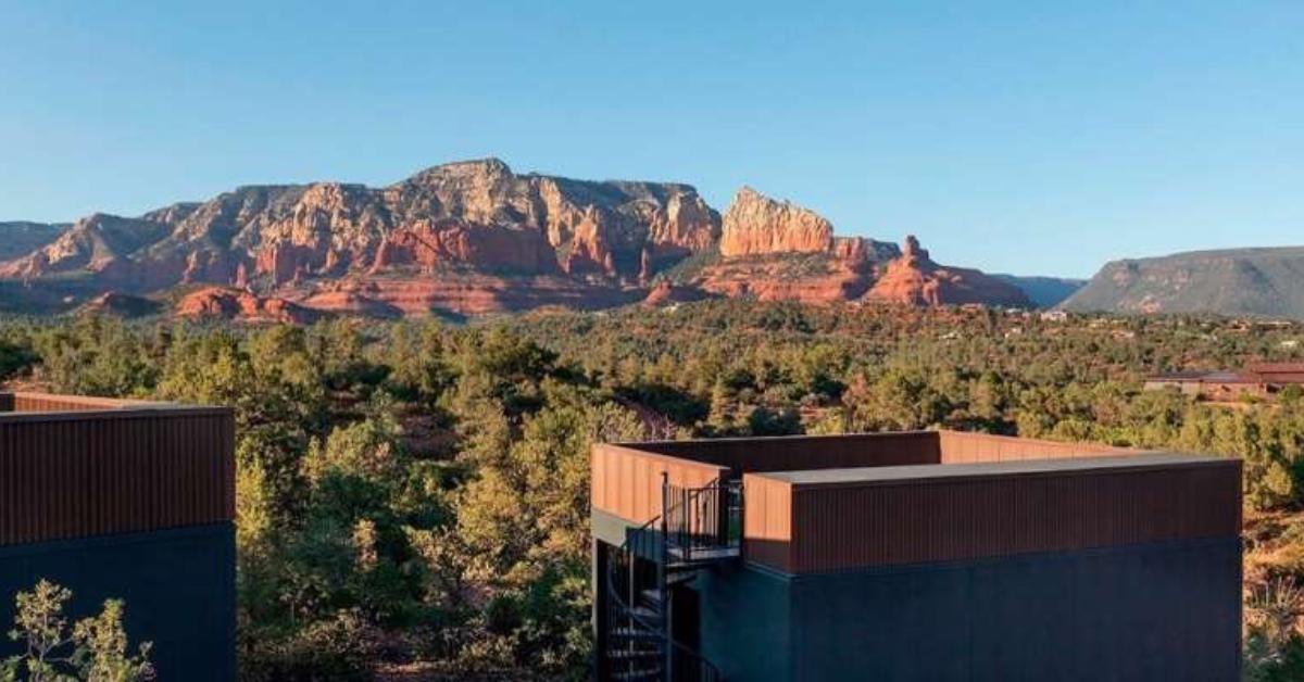 Private bungalows at the luxury hotel where Mike and Dianna were spotted. 