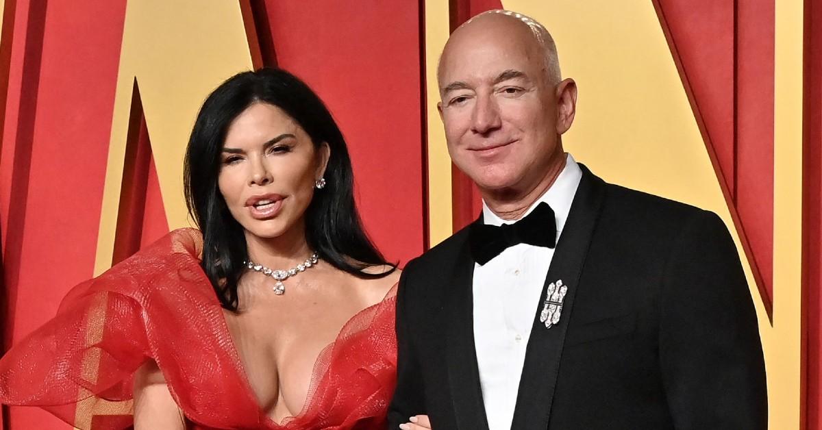 Lauren Sanchez and Jeff Bezos attending an event together 