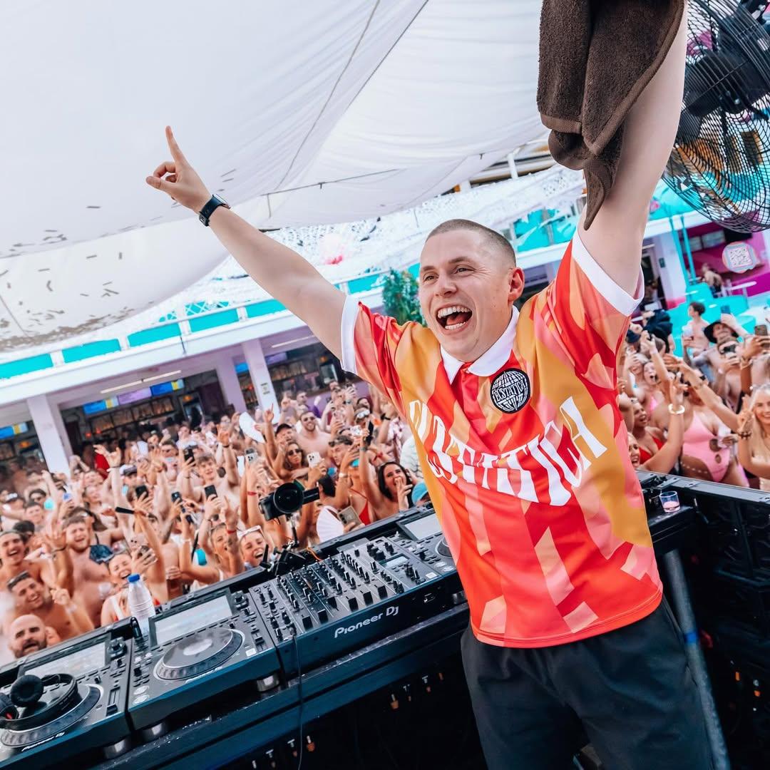 Morgan Seatree performing at the Ibiza Rocks hotel
