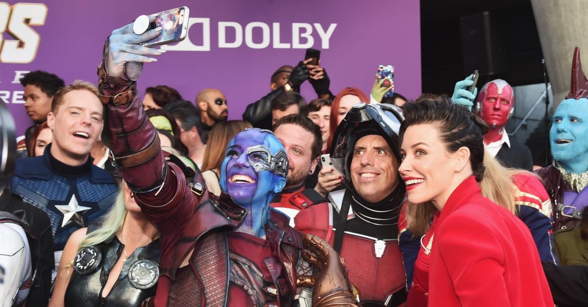 Evangline Lilly poses with fans at the premiere of 'Avengers: Endgame'