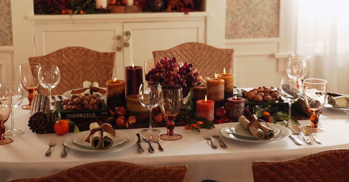 Thanksgiving table