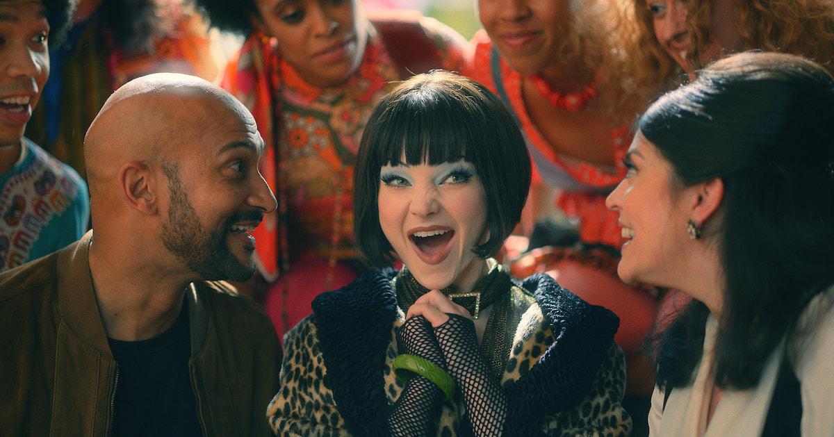 Keegan Michael-Key, Dove Cameron, and Cecily Strong singing "Talk to Daddy" in 'Schmigadoon' Season 2