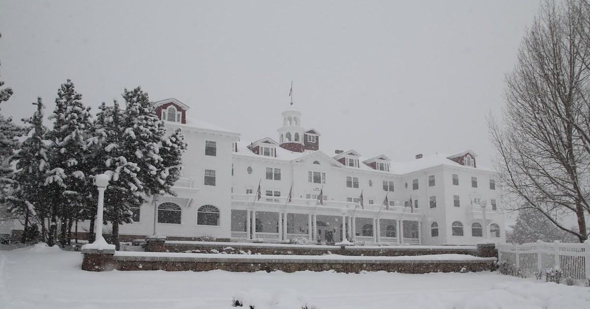 stanley hotel winter