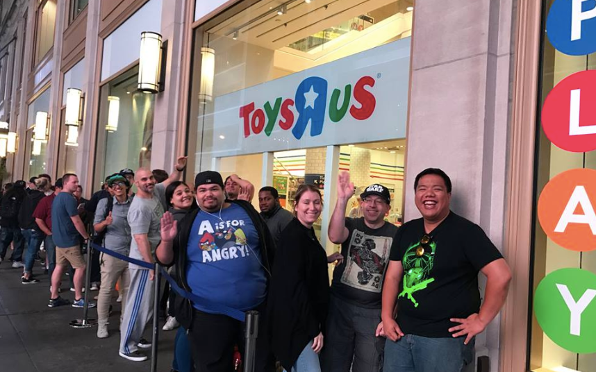 Is Toys "R" Us Reopening? New Owners Help Toy Giant Get Running Again