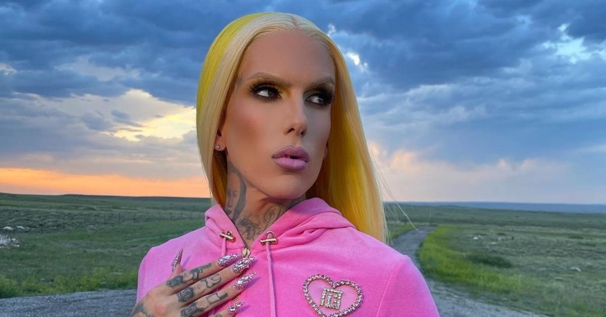 Jeffree Star reveals EXACT date he could unveil 'secret NFL star' boyfriend  after exciting fans with bombshell photo