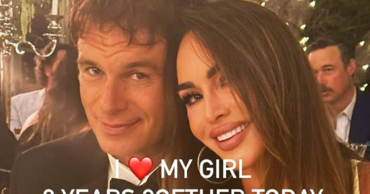 Patrick Muldoon with partner