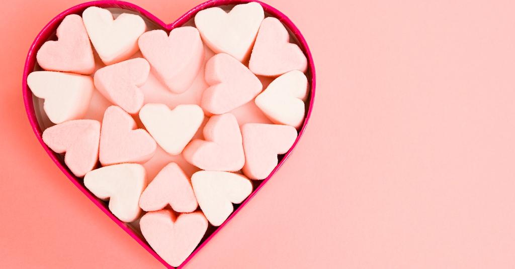 8 Alternatives to Candy for Valentine's Day That Your Sweetie Will Love