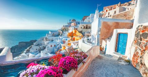 17-greece-1557763222740.jpg