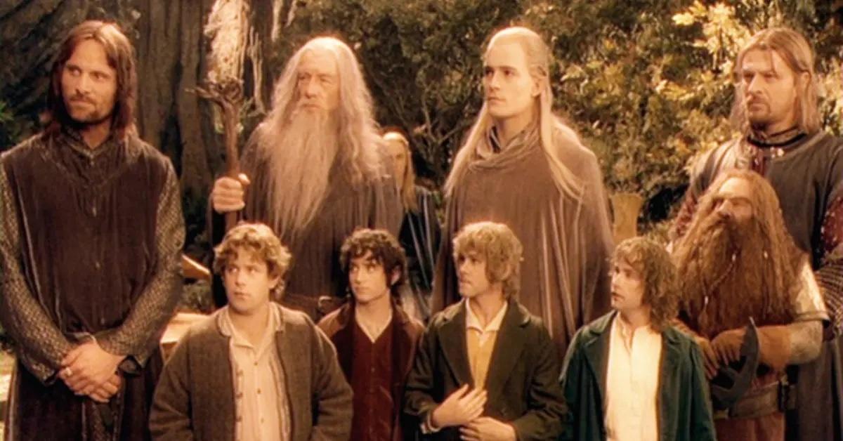 Samwise and Frodo (front row, left side) along with the other "Lord of the Rings" cast members