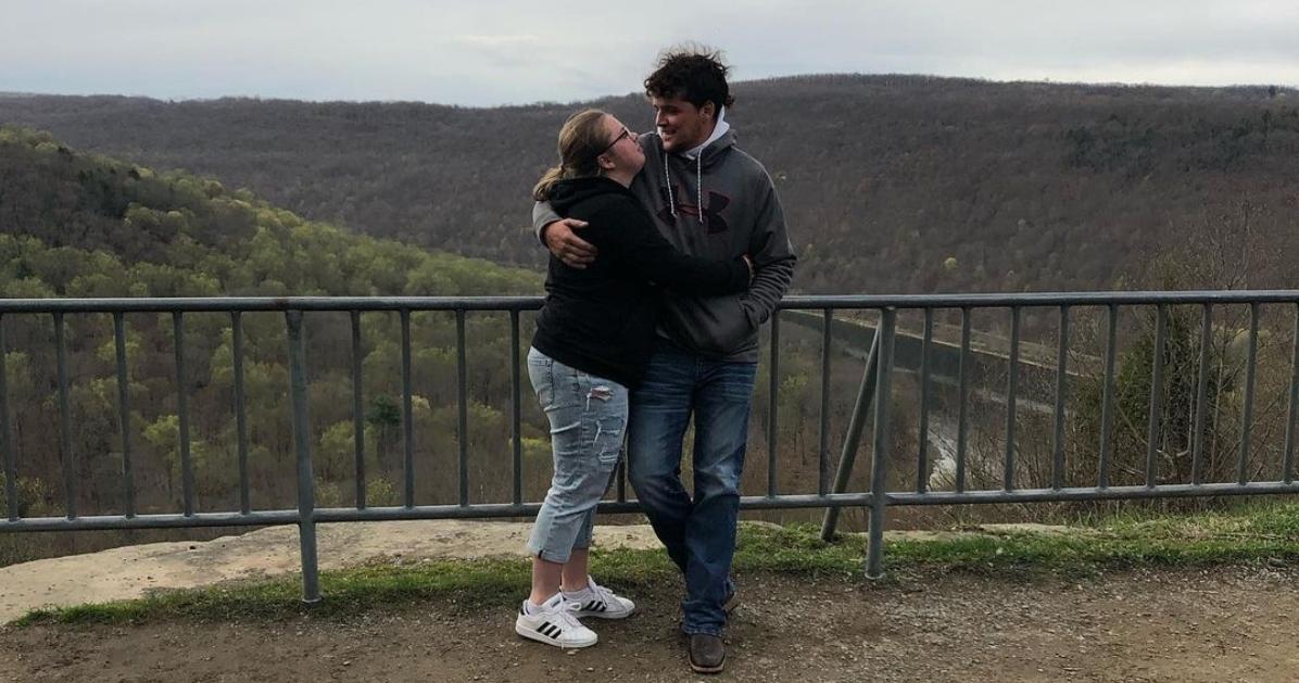 Maureen and Daniel from 'Return to Amish' hugging outside