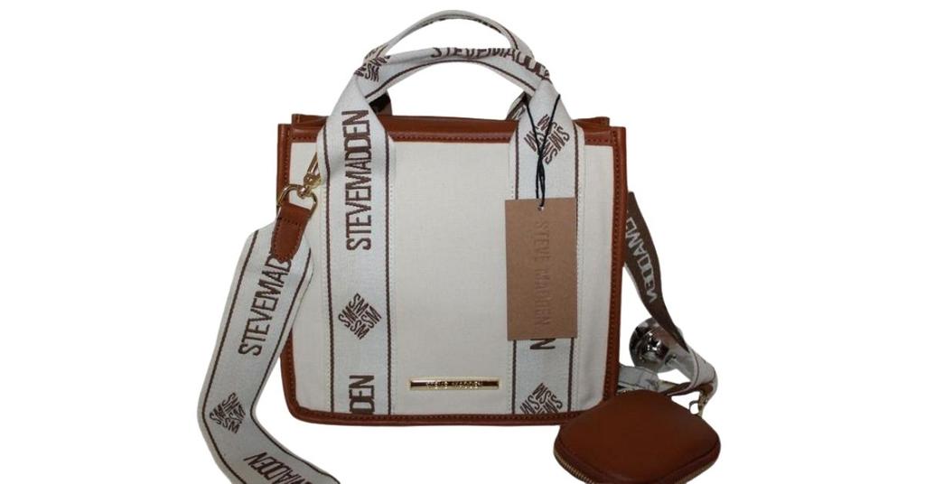 TikTok Is Obsessed With This 25 Steve Madden Tote Bag