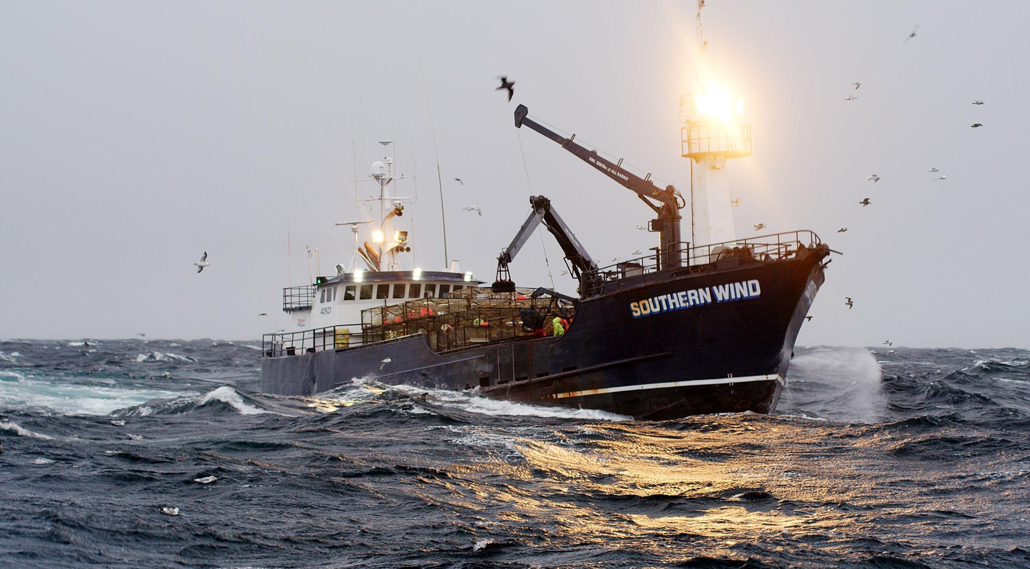 A ‘Deadliest Catch’ Cameraman Revealed Some Crazy BehindtheScenes
