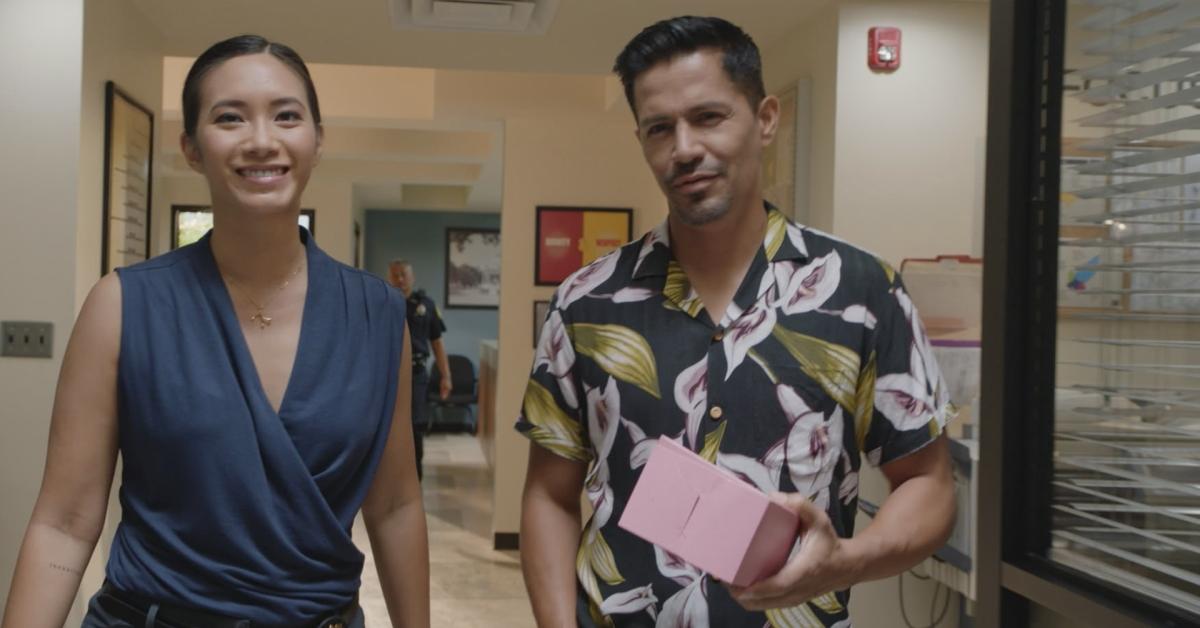 Jay Hernandez as Thomas Magnum and Chantal Thuy as Lia Kaleo