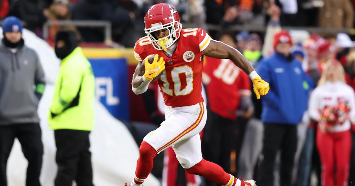 Kansas City Chiefs running back Isiah Pacheco (10) breaks loose for a long run in the first quarter of an NFL game between the Cincinnati Bengals and Kansas City Chiefs on Dec 31, 2023 at GEHA Field at Arrowhead Stadium in Kansas City, MO