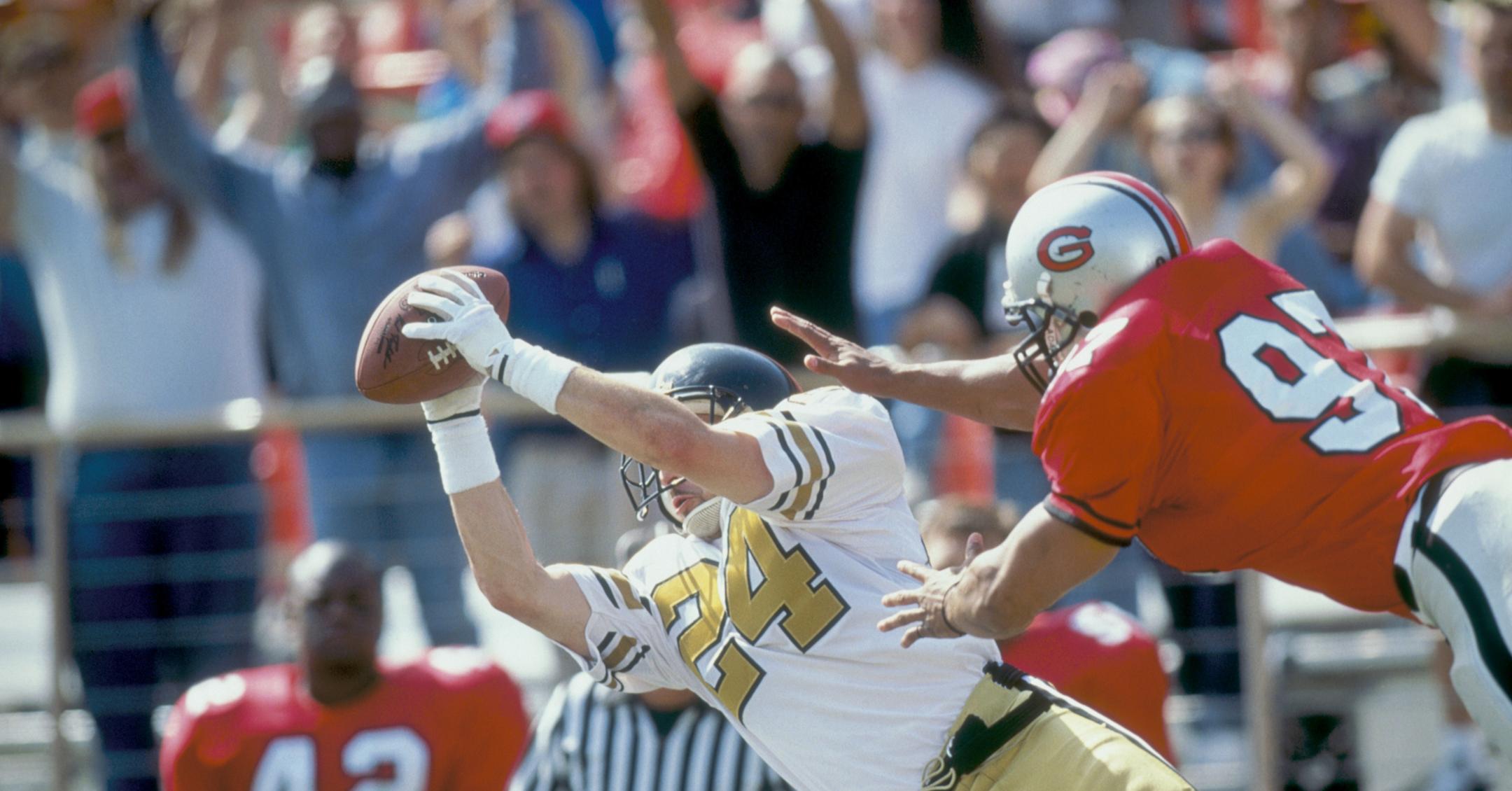 Why Do Football Players Wear Fanny Packs? Details