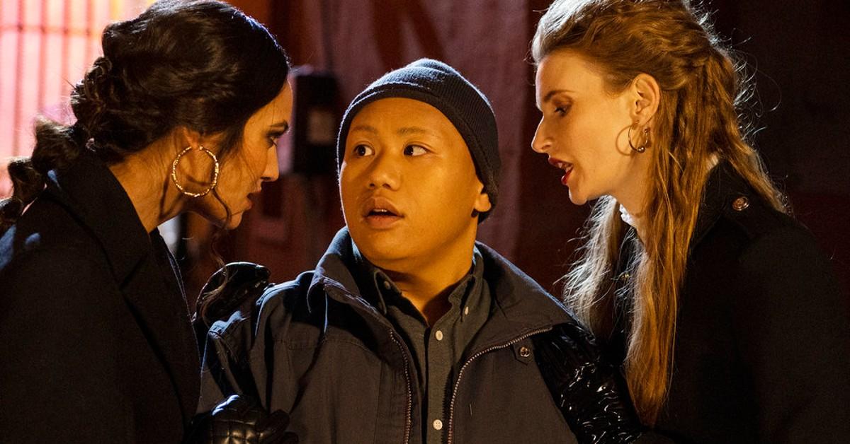 (l-r) Rachelle Goulding as Moira, Jacob Batalon as Reginald, Georgia Waters as Penelope