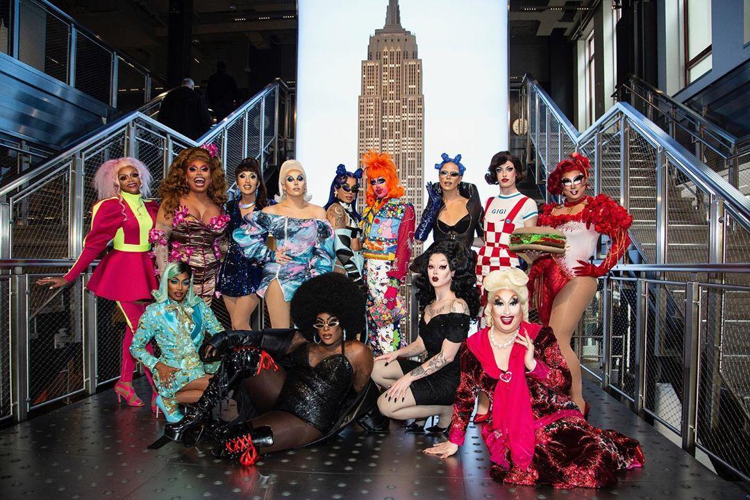 drag race viewing party