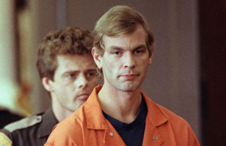 how did jeffrey dahmer die