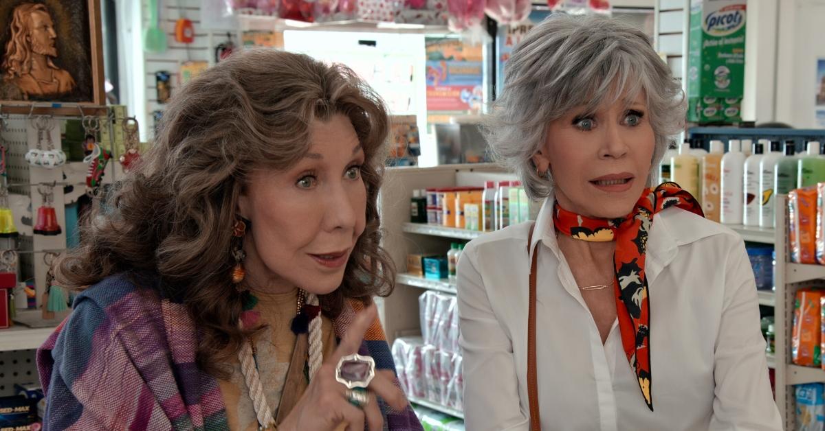 Lily Tomlin as Frankie and Jane Fonda as Grace looking confused in a convenient story on Netflix's 'Grace and Frankie'.