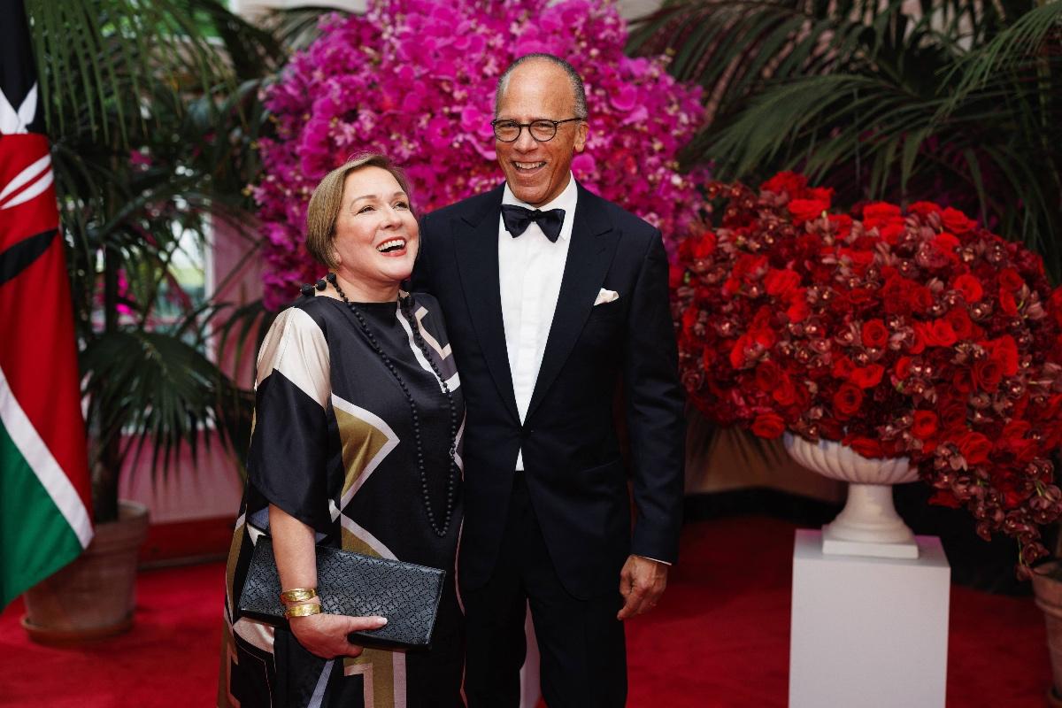 Lester Holt and wife Carol Hagen