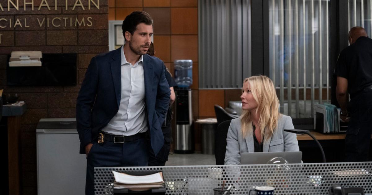 Octavio Pisano as Detective Joe Velasco, Kelli Giddish as Detective Amanda Rollins