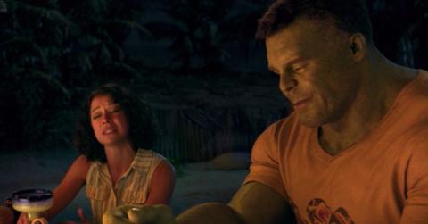 (L-R) Jen Walters (Tatiana Maslany) and Bruce/Smart Hulk (Mark Ruffalo)