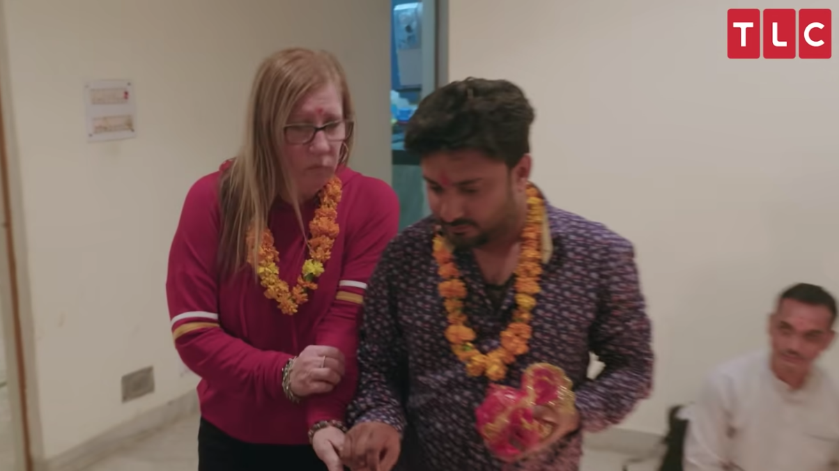 is sumit divorced  day fiance