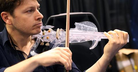 3d-printer-violin-1566247477639.jpg