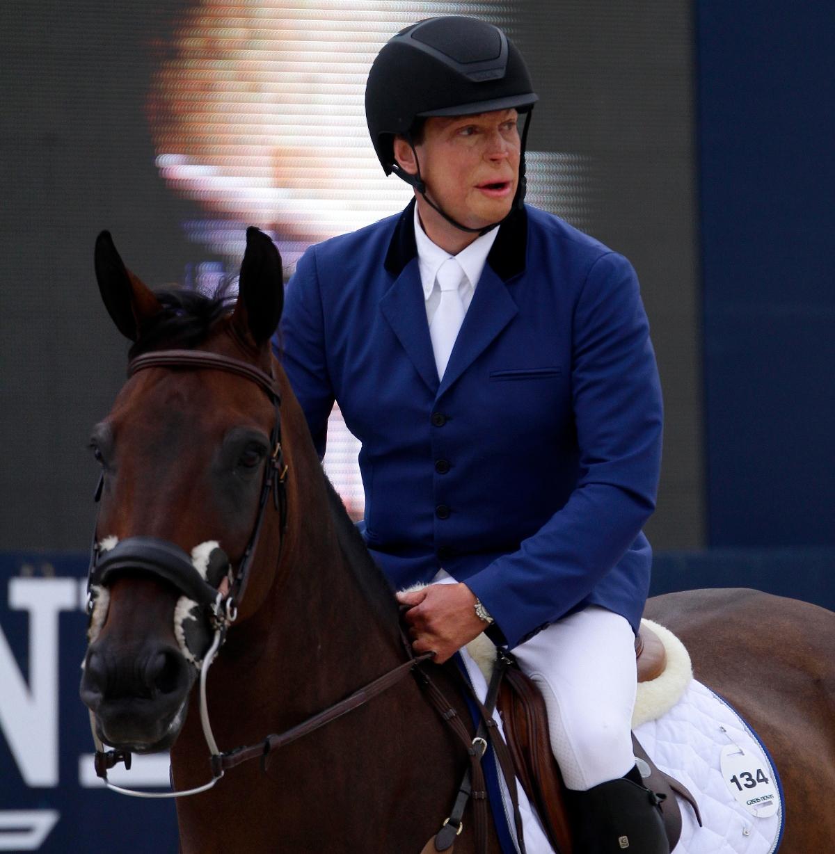 Federico Fernandez of Mexico rides Guru during the Grand Prix Jumping CSI 4* at Casas Novas on July 29, 2016 in Arteixo, Spain. (Photo by Jose Manuel Alvarez Rey/NurPhoto via Getty Images)