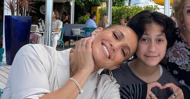 Jennifer Lopez and daughter Emme Muniz