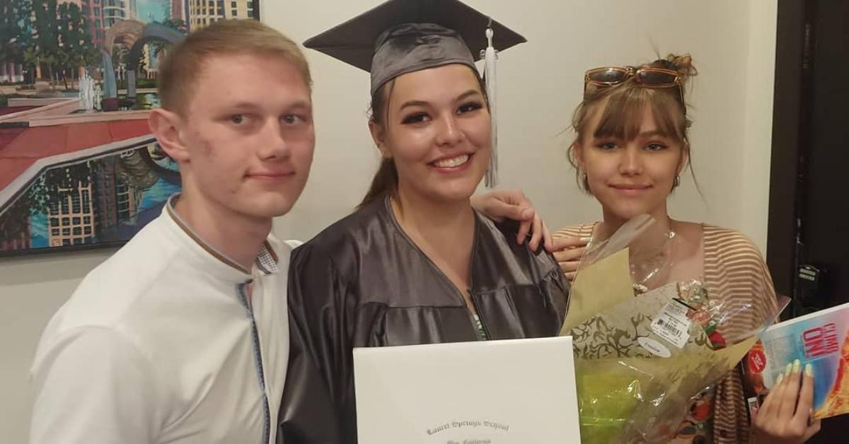 Grace VanderWaal and her siblings at sister Olivia's graduation.