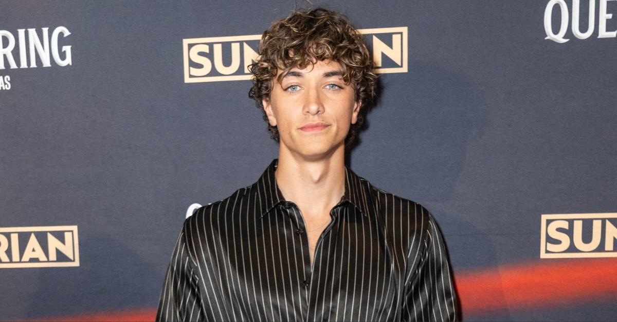  Gavin Casalegno attends the premiere of "Queen of the Ring" in New York City. 