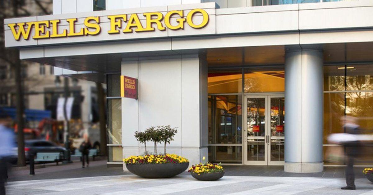 why are wells fargo banks closing october