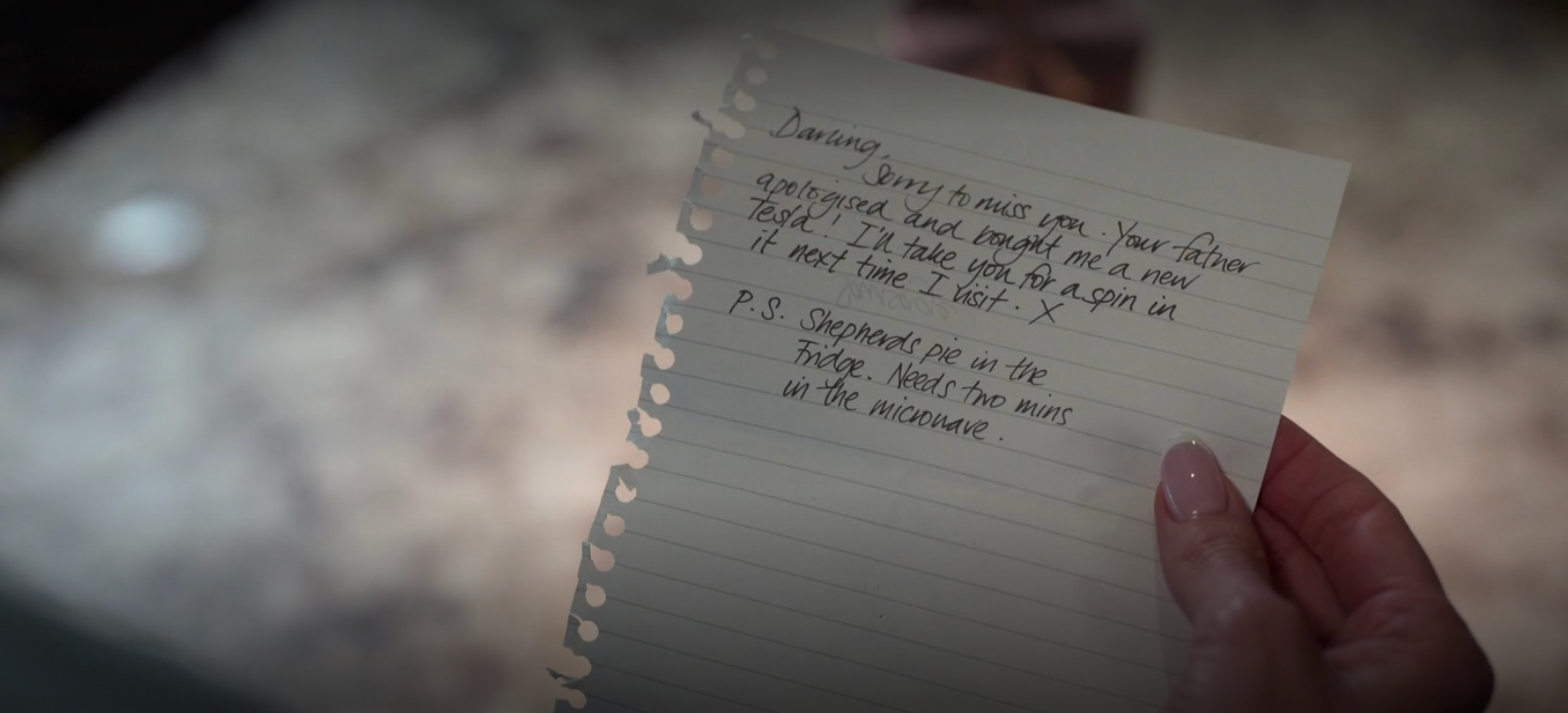 The note Rebecca's mom leaves behind in 'Ted Lasso'