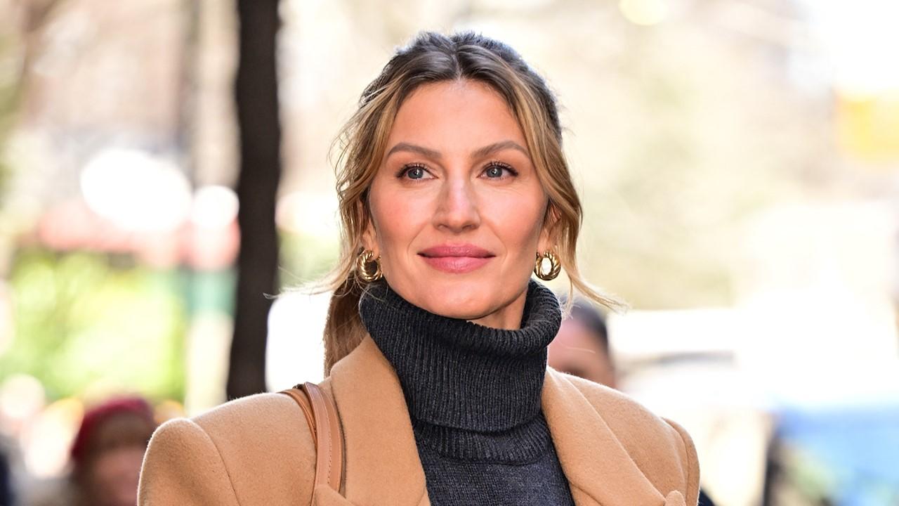 Gisele Bündchen leaves ABC's "The View" on the Upper West Side on March 21, 2024, in New York City.