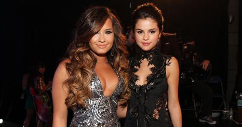 selena-demi-3-1580165732136.jpg
