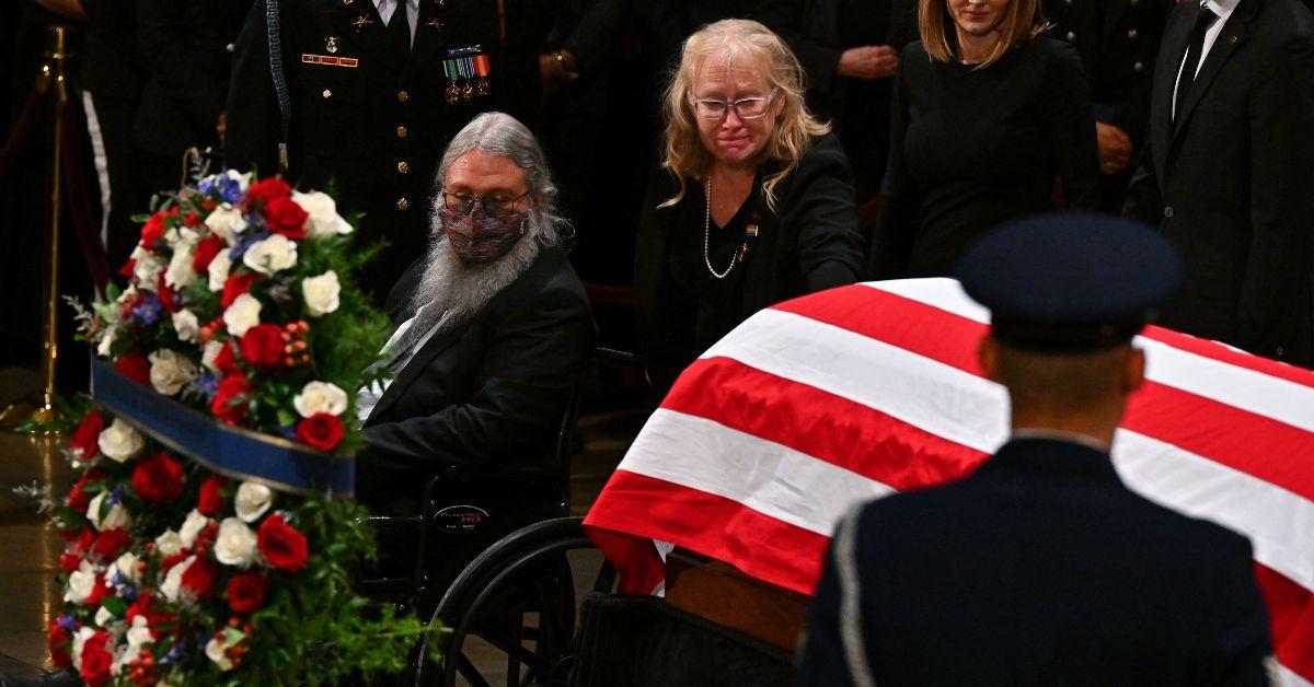 Amy Carter and Jay Kelly at Jimmy Carter's memorial. 