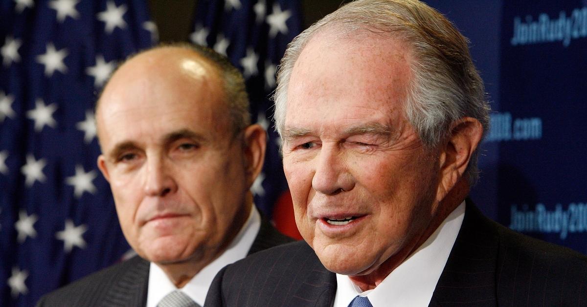 Pat Robertson (R) announces his endorsement of Rudy Giuliani for the Republican presidential nomination on Nov. 7, 2007