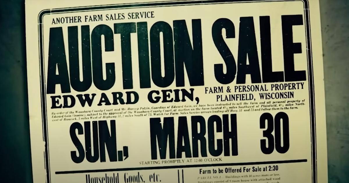Clipping about Ed Gein's farm house
