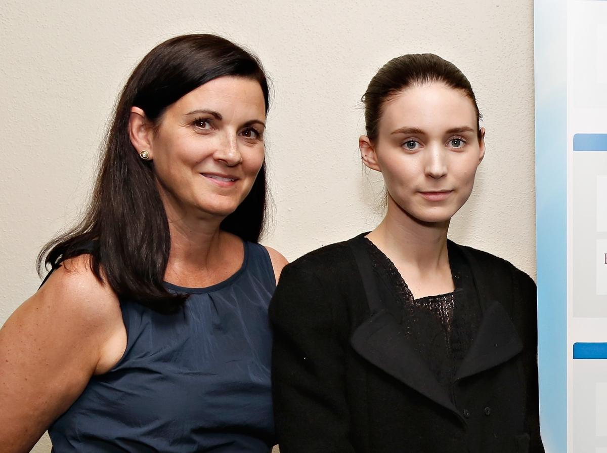 rooney mara mom